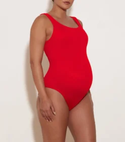 Hunza G -Hunza G CoverageSquareNeckCrinkleSwim Red 02 FL