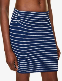 Stripe-pattern Crinkle-texture Stretch-woven Mini Skirt 9 Stripe-pattern Crinkle-texture Stretch-woven Mini Skirt -Hunza G R04198509 NAVYWHITE ALT04